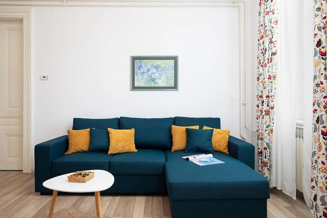 Apartman Four Modern Apartment'S At Antique Villa, Castropola 8, Pula, City Center